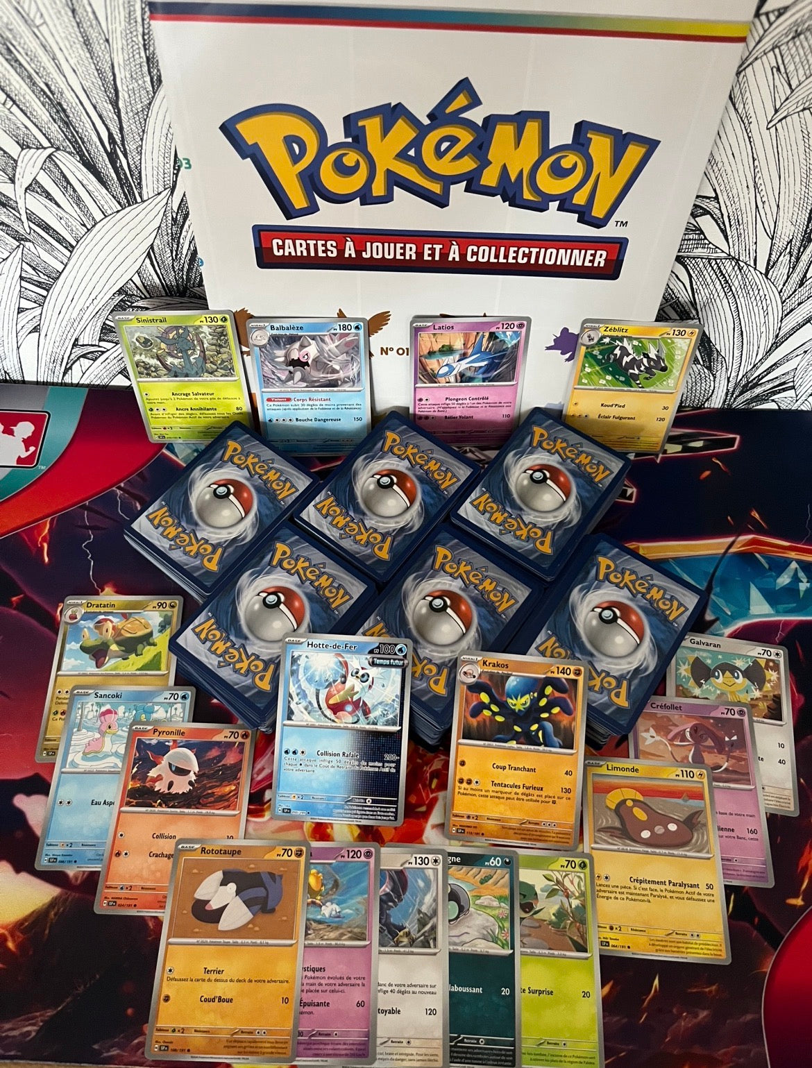 Pokémon : Pack de 1000 Cartes Pokémon Française et Officielle