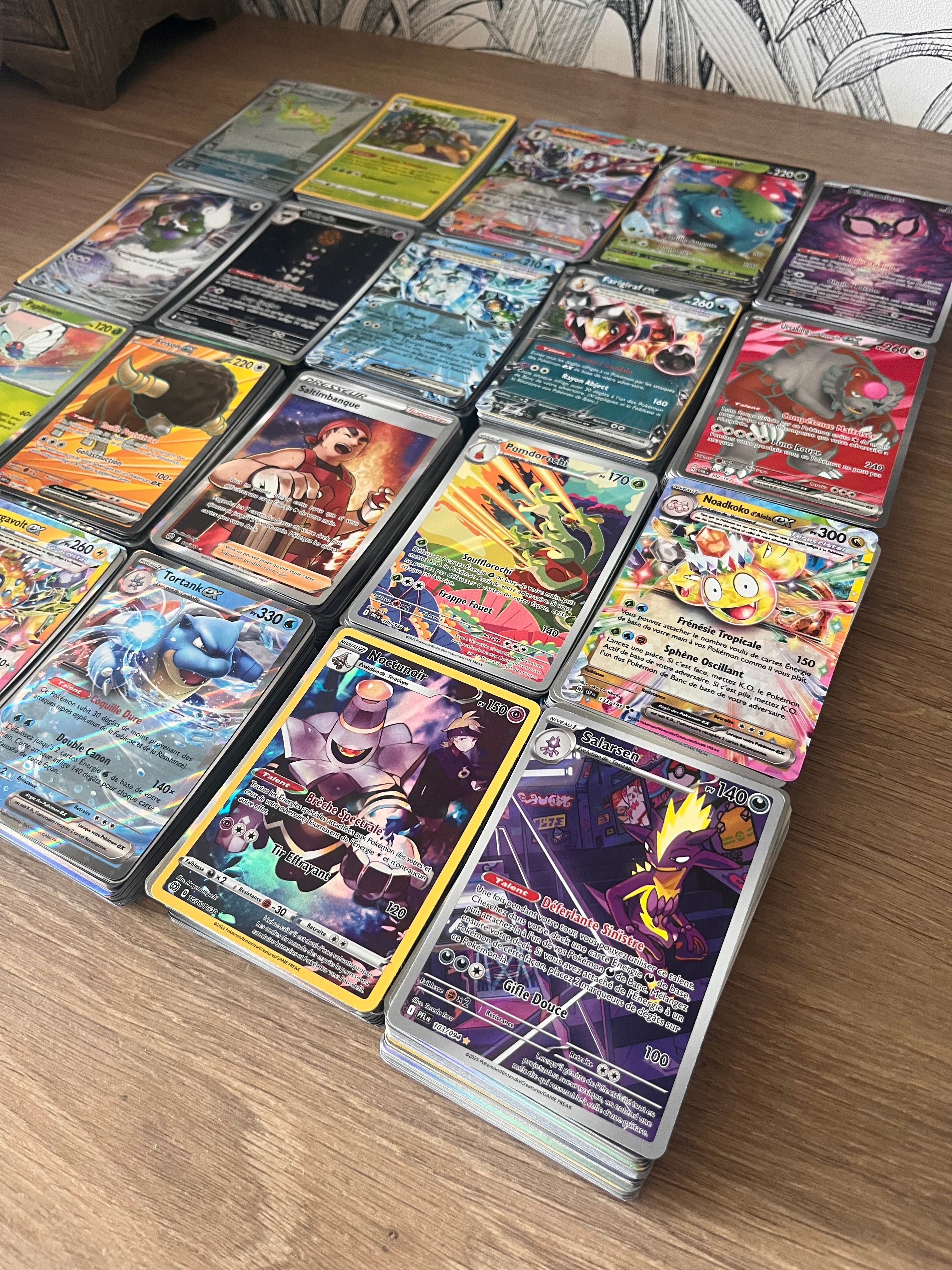 Cartes Pokémon | 84 communes + 15 brillantes holos + 1 Ultra Rare ex/v | VF Françaises originales