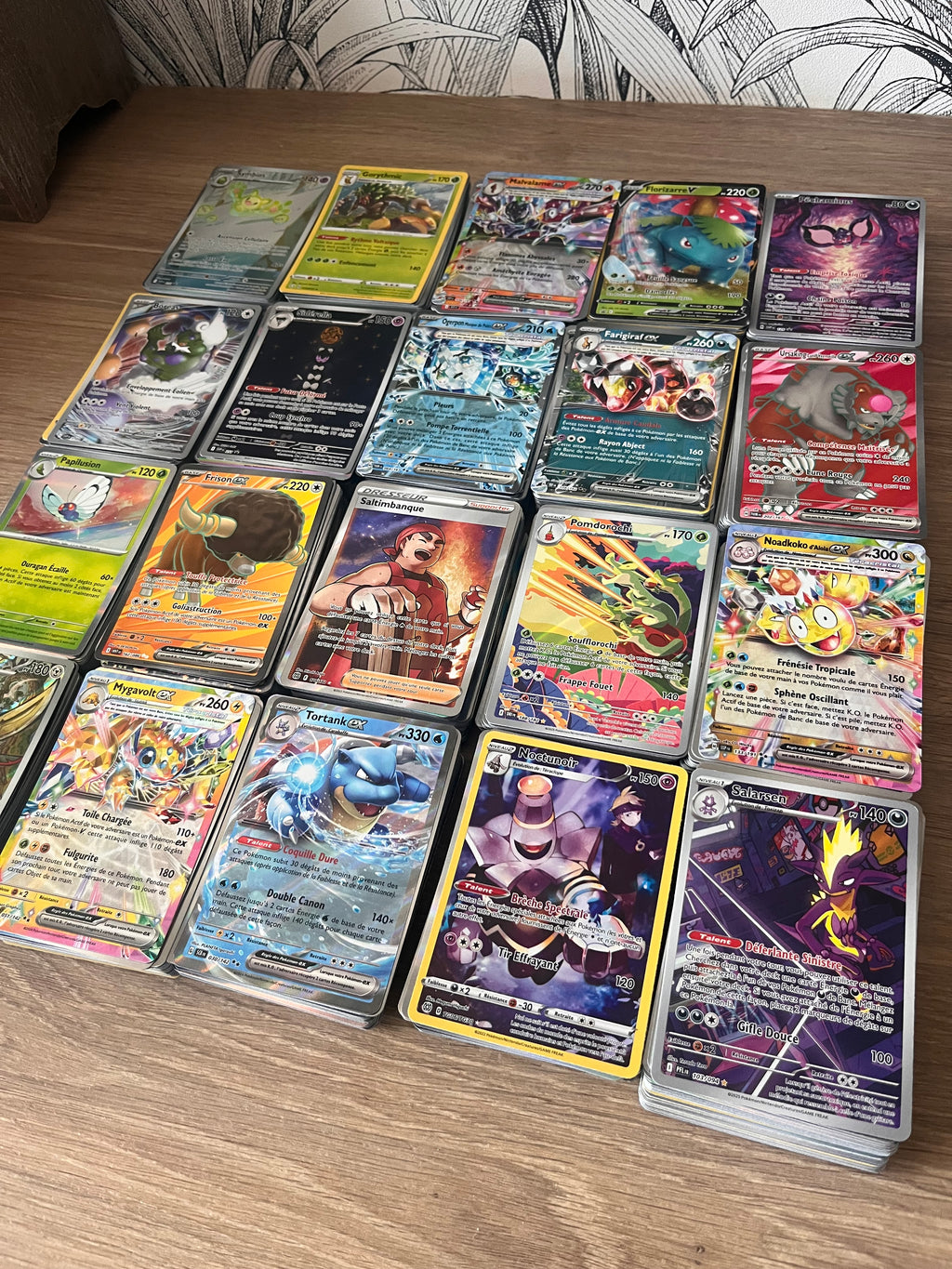 Cartes Pokémon | 84 communes + 15 brillantes holos + 1 Ultra Rare ex/v | VF Françaises originales
