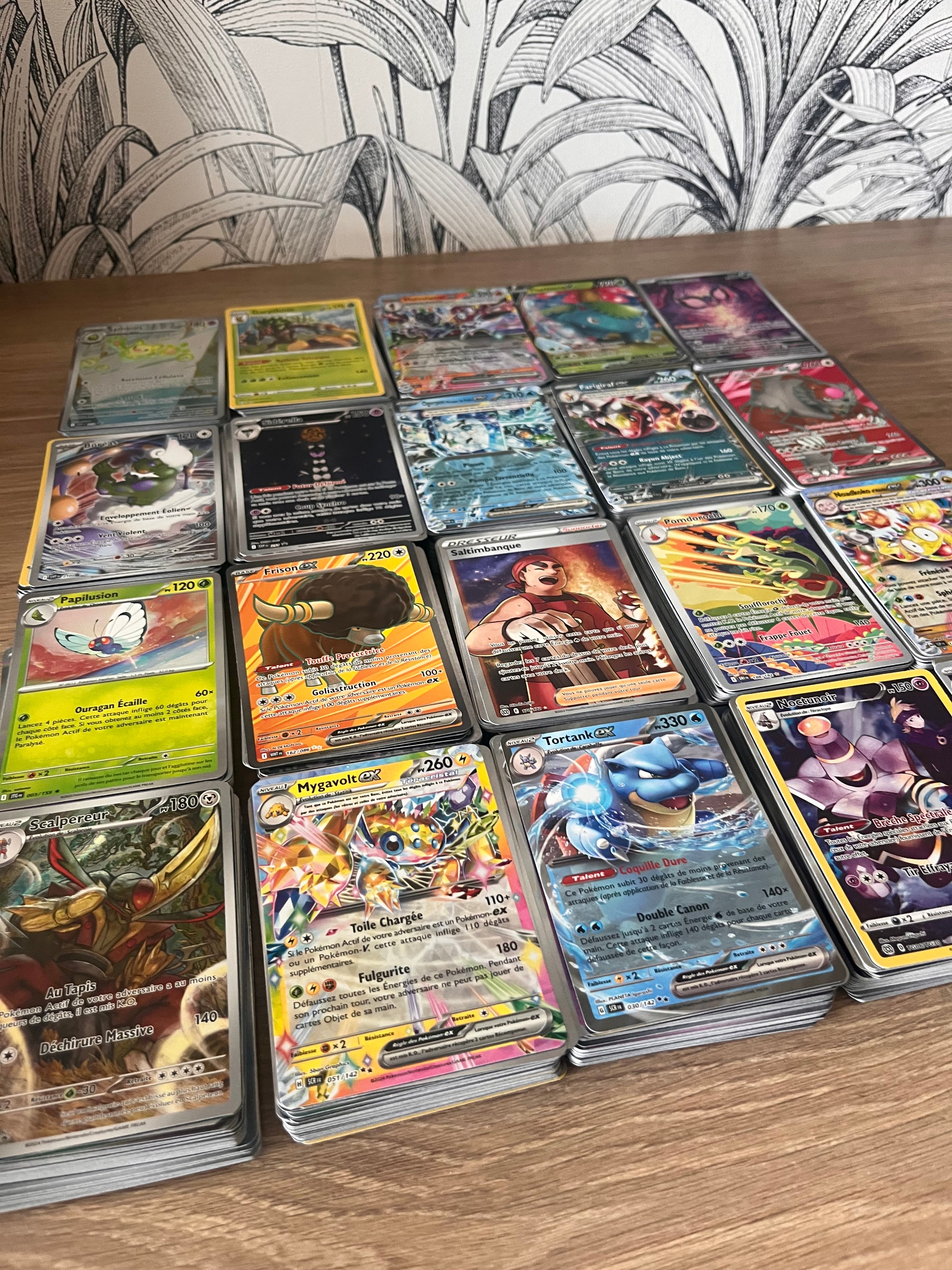 Cartes Pokémon | 84 communes + 15 brillantes holos + 1 Ultra Rare ex/v | VF Françaises originales